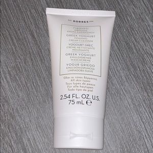 Korres Greek Yoghurt Foaming Cleanser